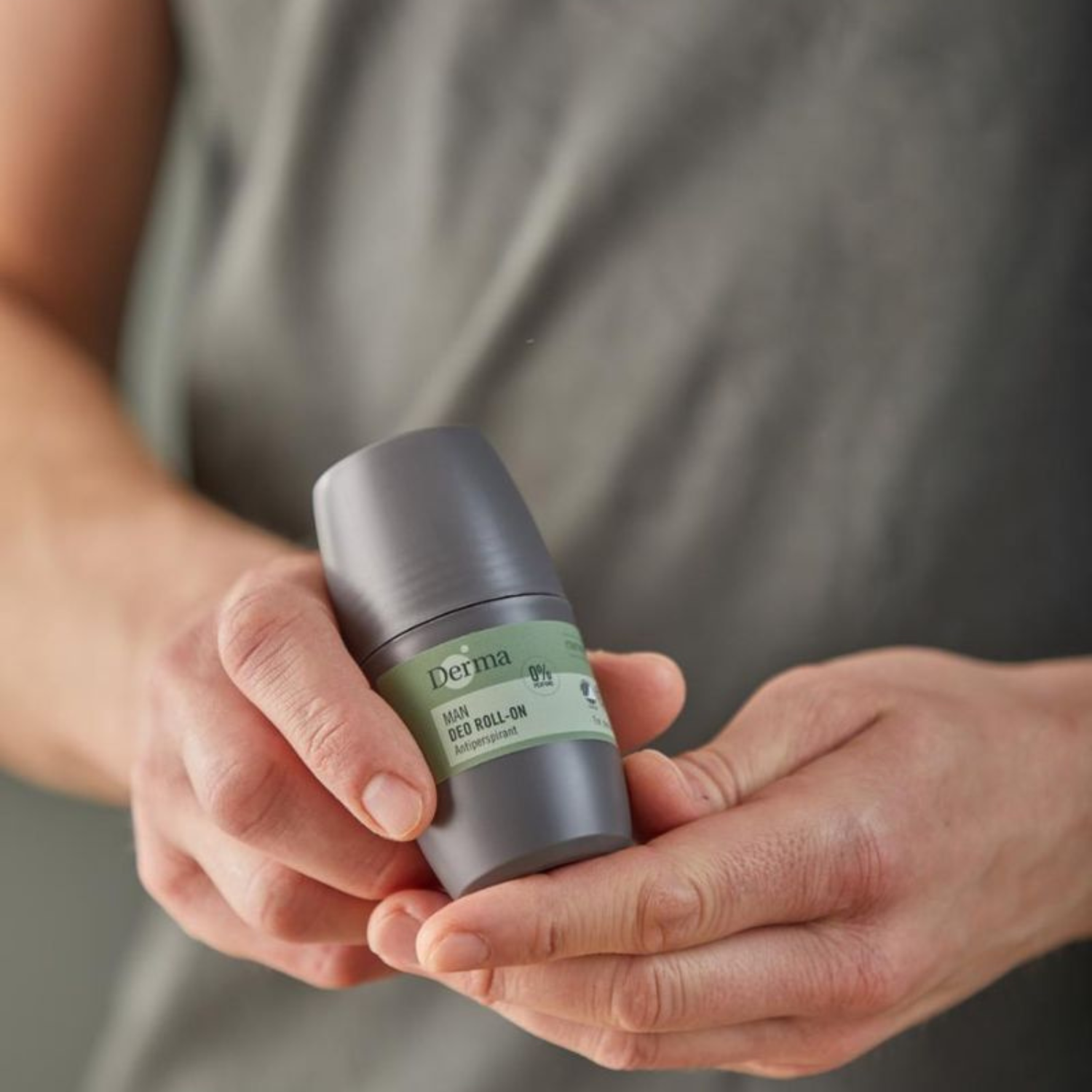 Man deo roll-on Derma - Afbeelding 2